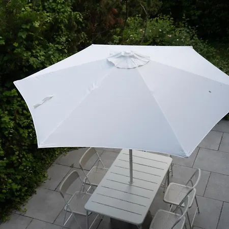 Balatongyoeroeki Szepkilato Nyaralo Ferienhaus