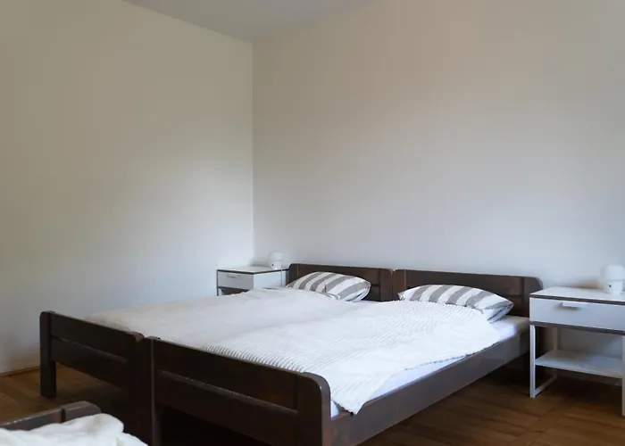 Balatongyoeroeki Szepkilato Nyaralo * Balatongyorok