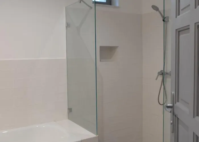 Balatongyoeroeki Szepkilato Nyaralo *