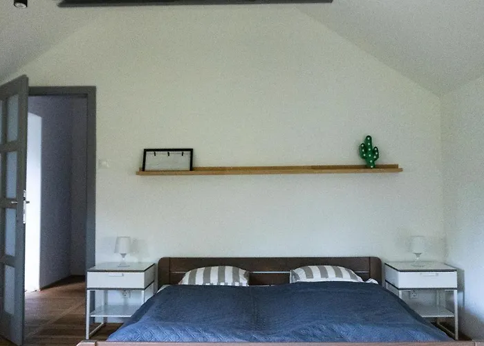 Balatongyöröki Szépkilátó Сasa de vacaciones